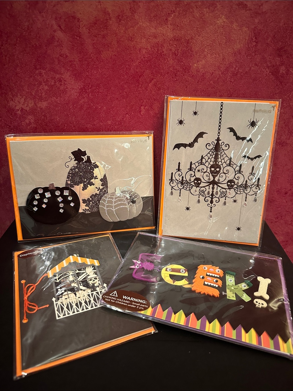 PAPYRUS Halloween Party Decorations cards set– Orange and Black